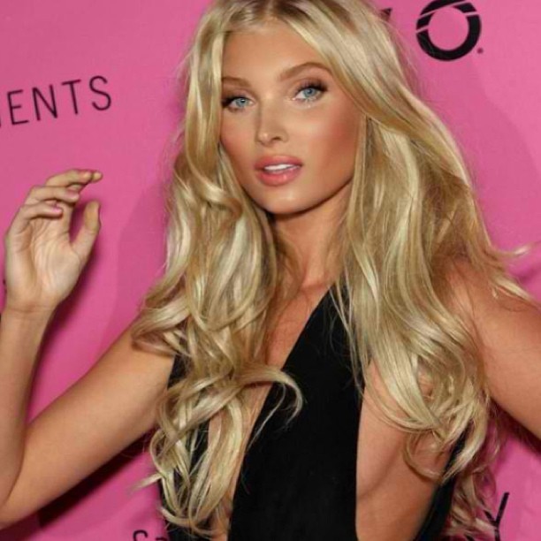 vicsecretmodels:  she looks like a barbie