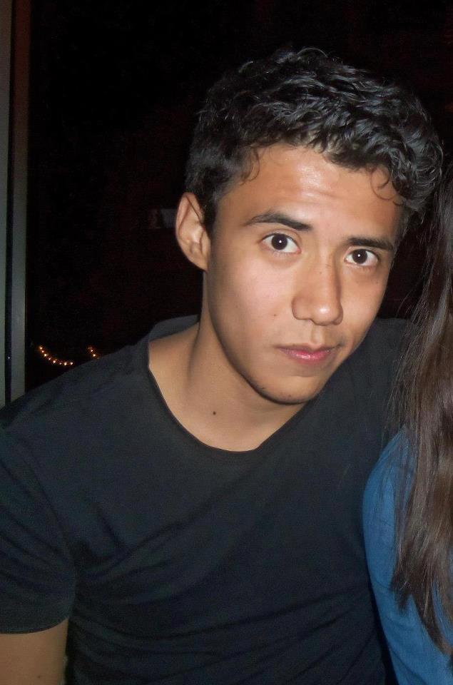 le-grand:  betosgaylatinmenfan:    Beto’s Cornerhttp://betosgaylatinmenfan.tumblr.com/