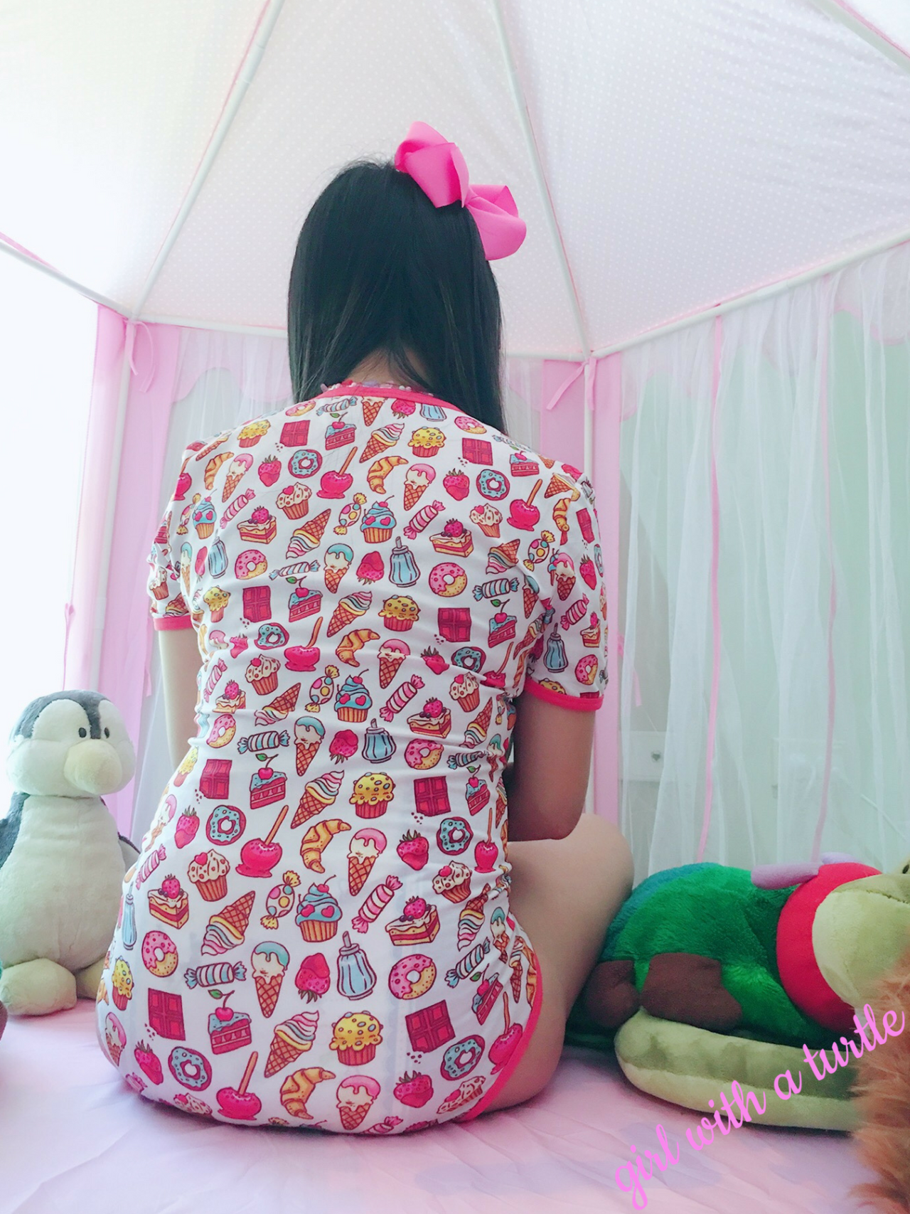 girlwithaturtle:  Too busy playing in my new princess tent to pay any attention to