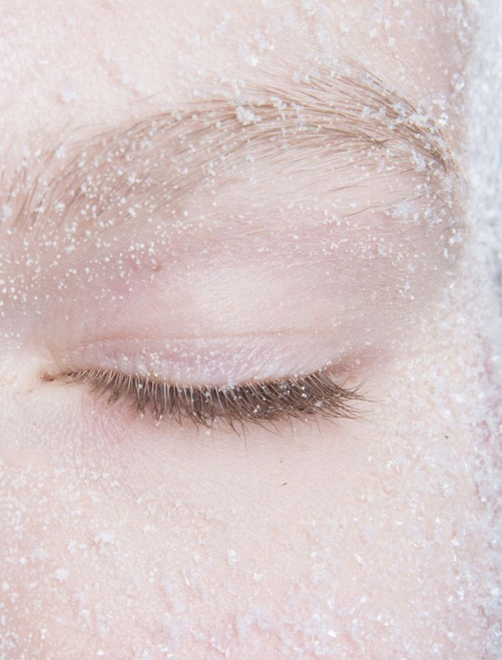 lamorbidezza: “the frosty faces ” backstage at Moncler Gamme Rouge Fall 2013