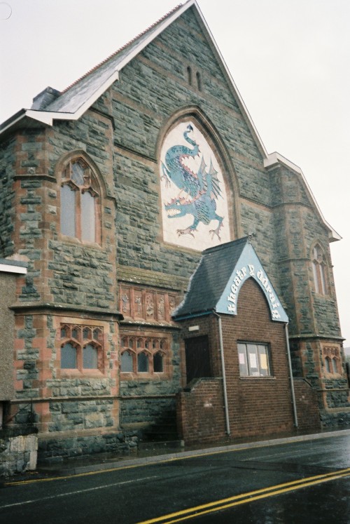 sowhatifiliveinasmalltowninjapan: My former life… The Dragon Theatre, Barmouth, Gwynedd, Wales (flic