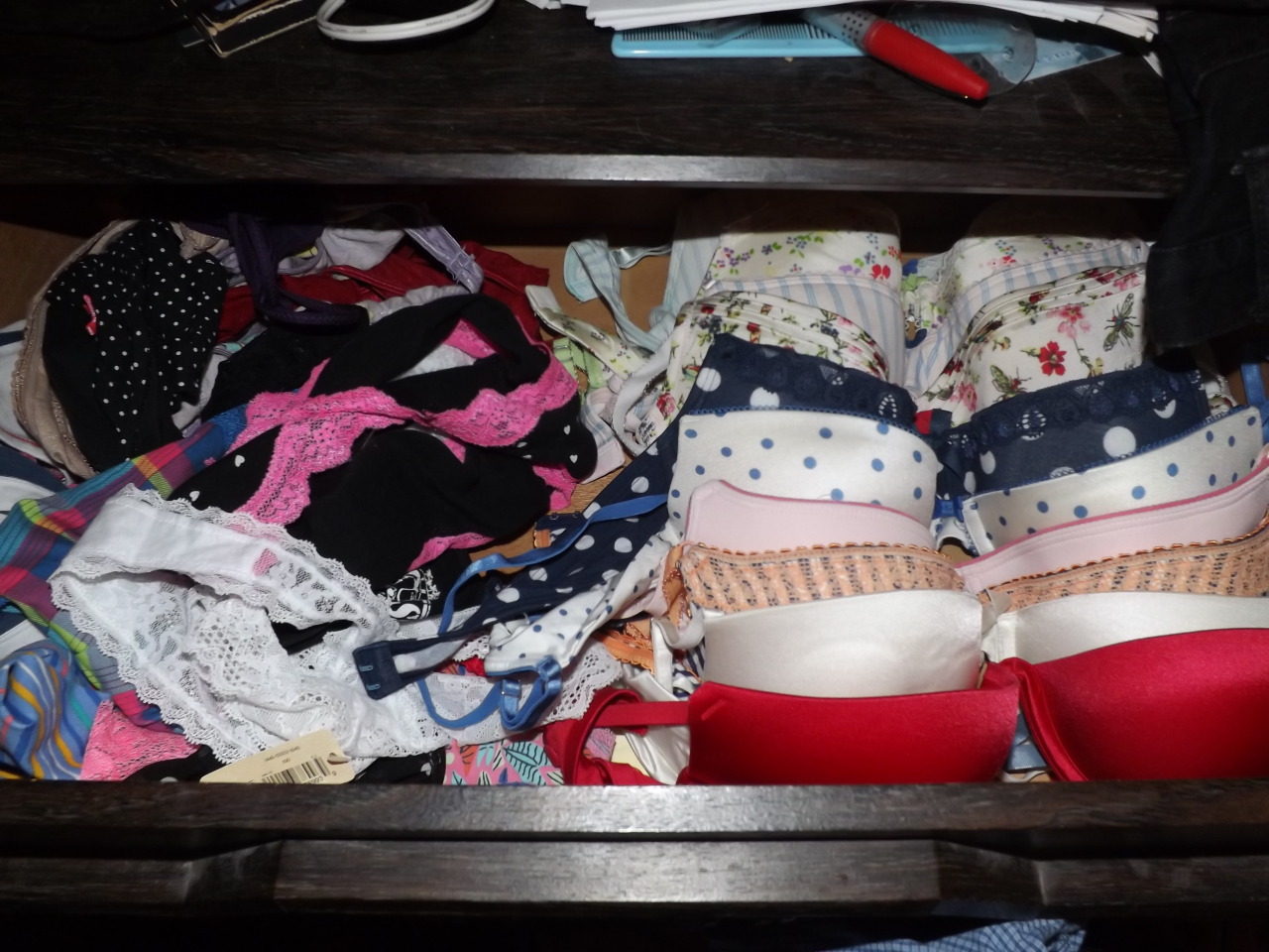 sissycrossboy:  this was before i had to move all my pretty bras to another drawer