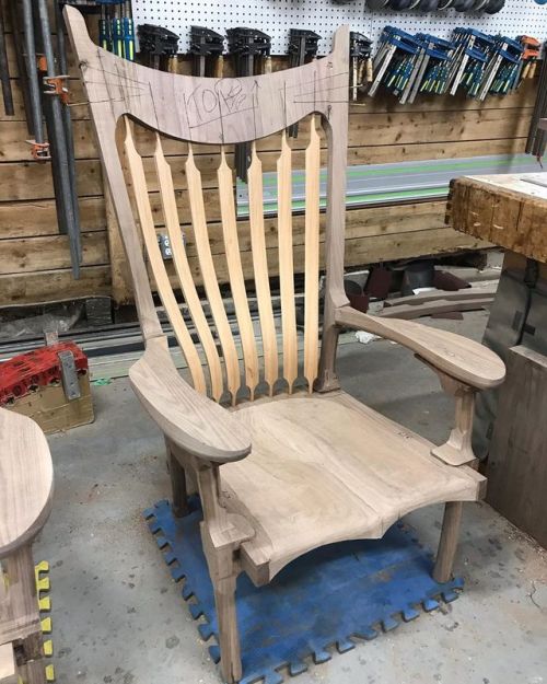 6 day, 60 hour build your own rocking chair course has come to an endAll 4 students made it throug