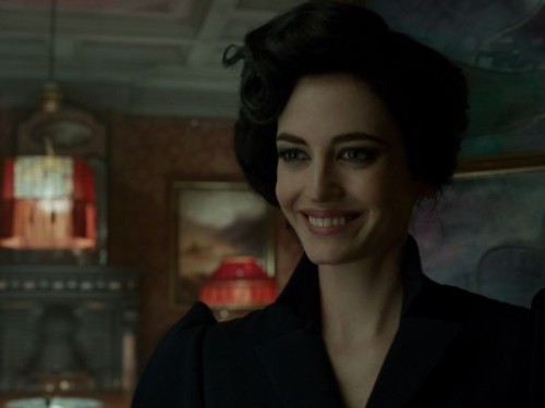 I Rlly Need To Make More Content 4 Re8 But I Have Photos Of Miss Peregrine So There's That