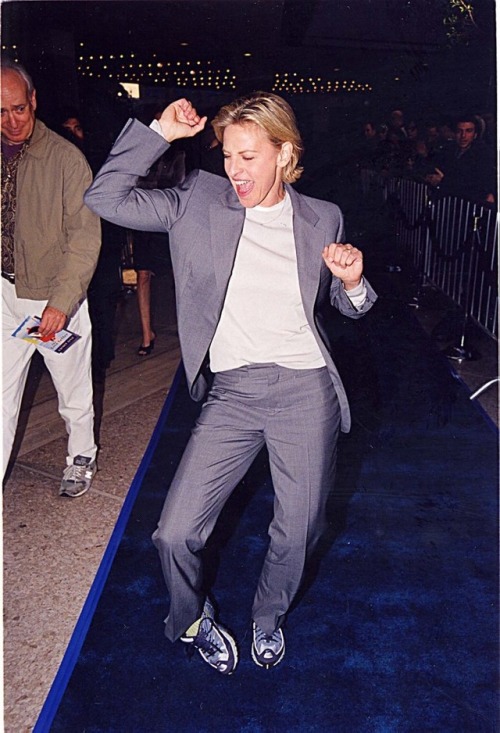 portiadeperfect: 90s Ellen appreciation post also Fuck Anne Heche