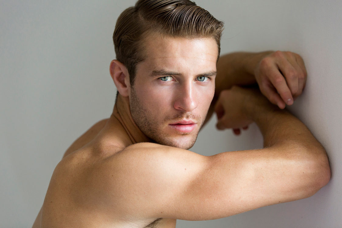 Amazing Male Nudity