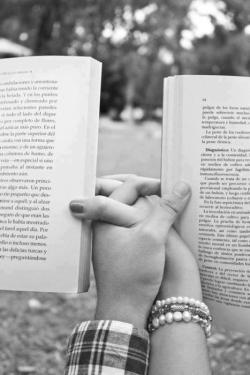 Tu, io e il nostro libro preferito #italian 