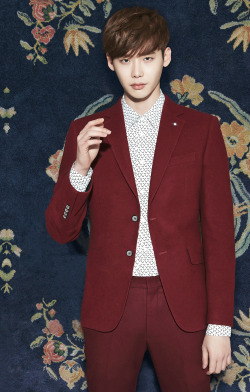 kpophqpictures-blog: [HQ] Lee Jong Suk for