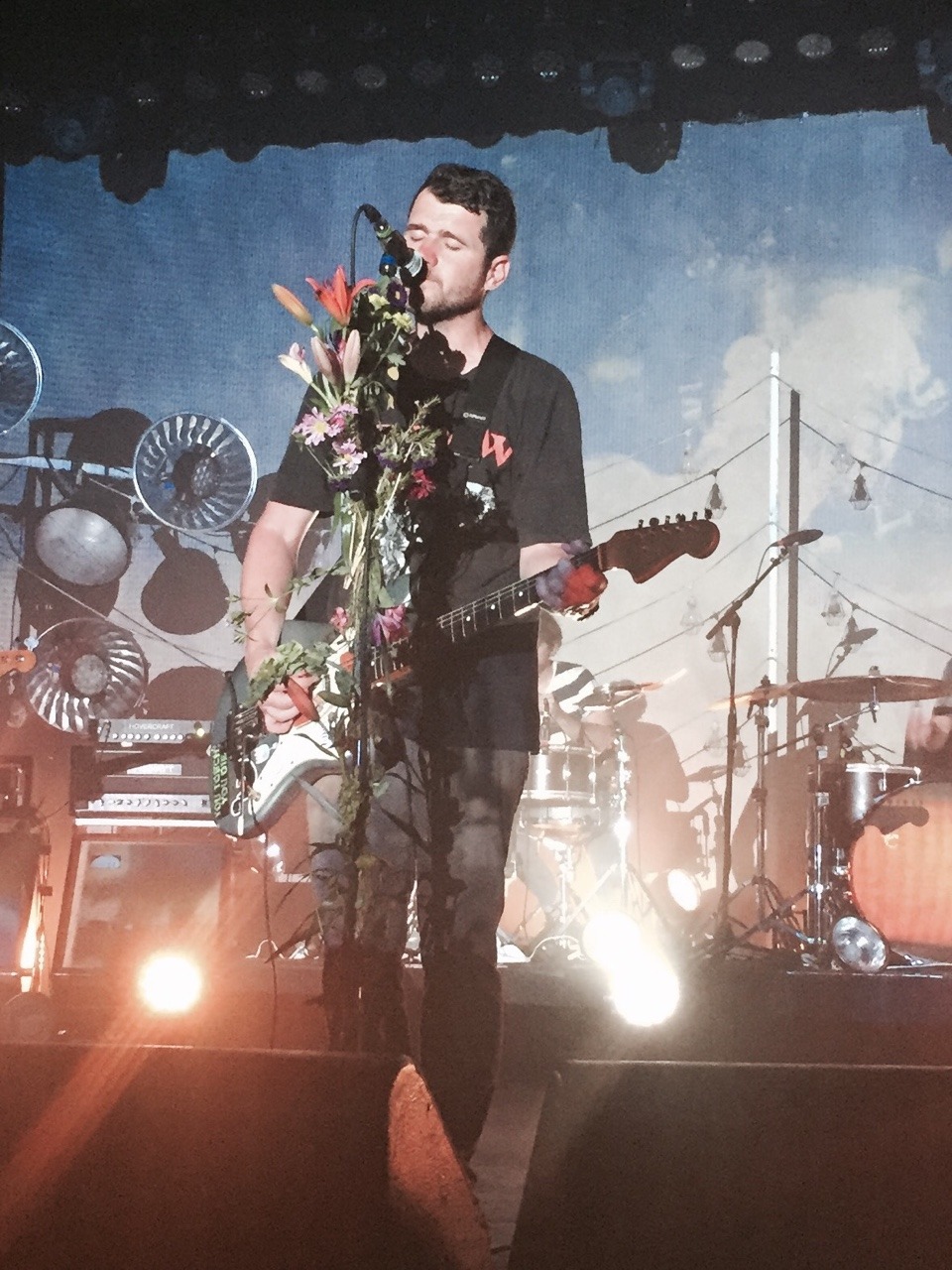 not-thesunn:  still sobbing.