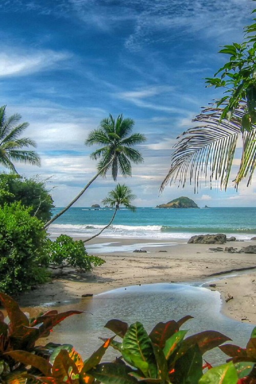 angel-kiyoss:  Costa Rica.