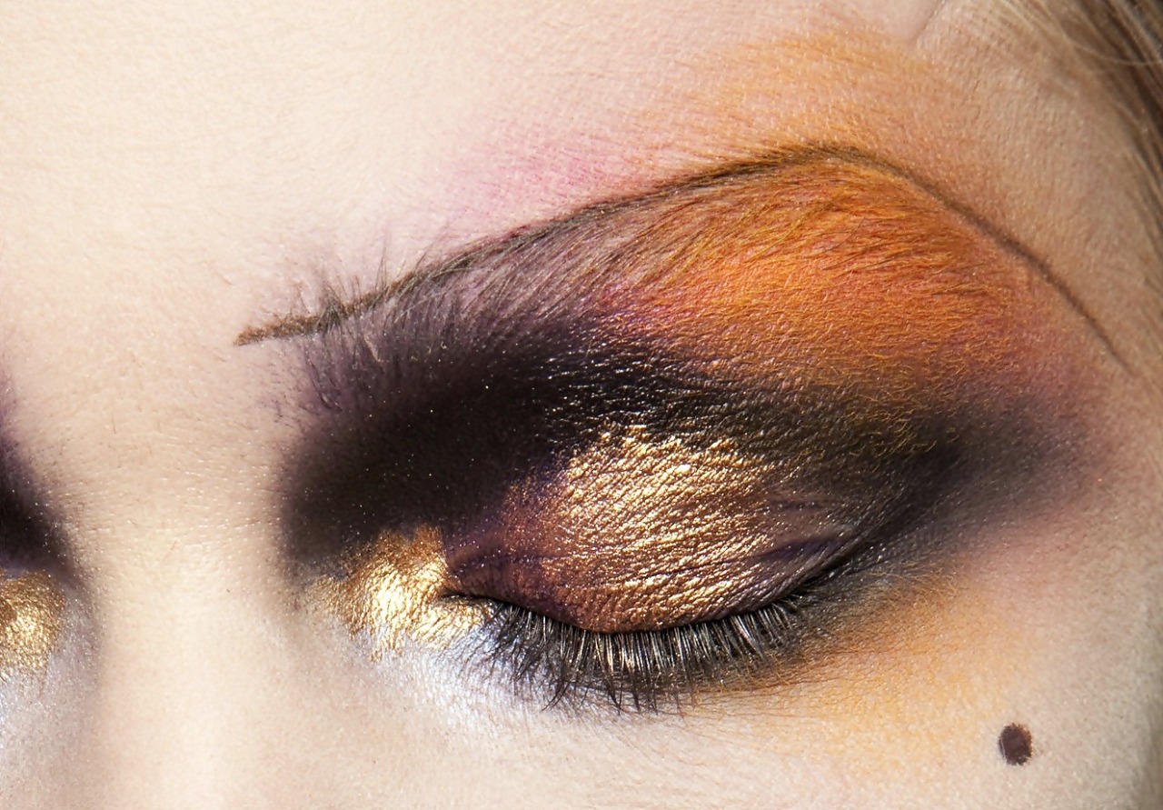 130186:  John Galliano S/S 2011 