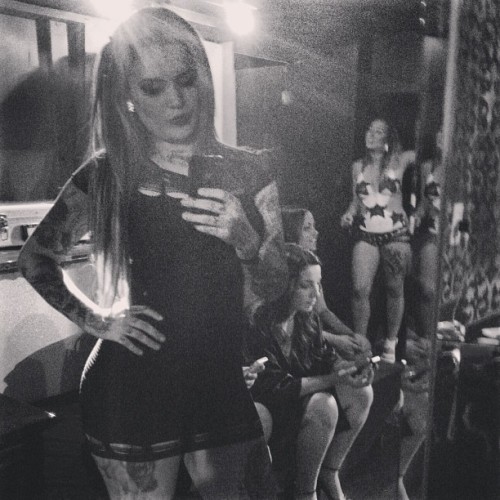 tatubaby:  On instagram str8 flexin. Lol #Jammin #Werk