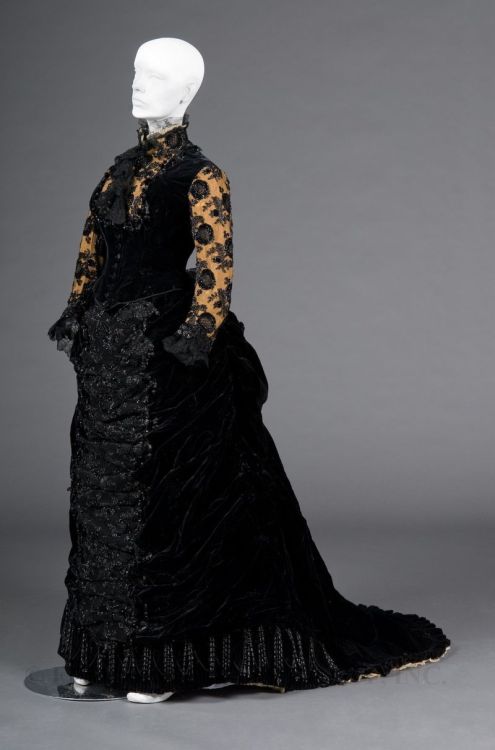 Charles Worth reception gown, 1878