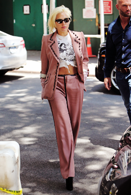 ladyxgaga: June 25th, 2015: Leaving her apartment in New York City