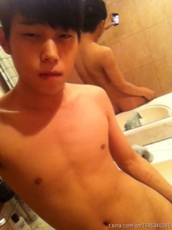 east-asia-guys:  Soft abs, continued.You like to jack off on Skype?: http://eam4m.com/Note: Photos in this post were appropriated from other bloggers. You can find most of my sources here. (Even more are here.) 