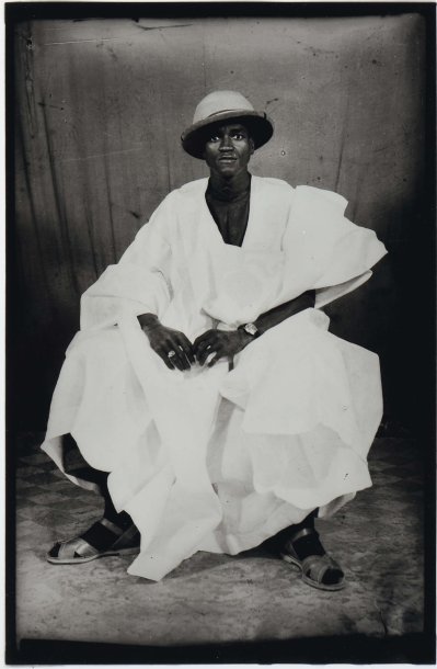 dynamicafrica:Photographic works taken by Kélétigui Touré in Mali during the 1940s.Recently came acr