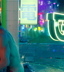 shattxrstar:    Ludi Lin as Lance in Striking Vipers (Black Mirror 5x01).  
