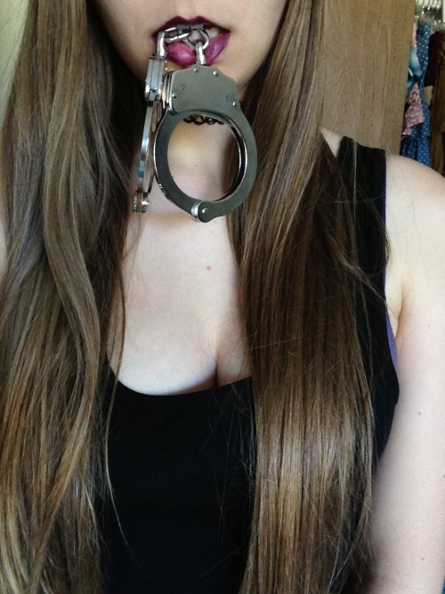 sweet-little-submissive:  Something came in the mail for me the other day! ^.^ (I don’t know why parts of my hair look grayish in this photo. :c )  Hope you’re still enjoying them, sweetie ❤