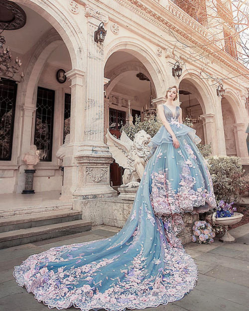 inkxlenses:Dreamy Floral Gown (Bella by 凱瑟琳婚紗攝影 Cathering Wedding)