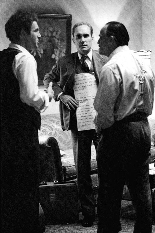 dadsamoviecritic:  James Caan, Robert Duvall and Marlon Brando going over lines on the set of ‘The G