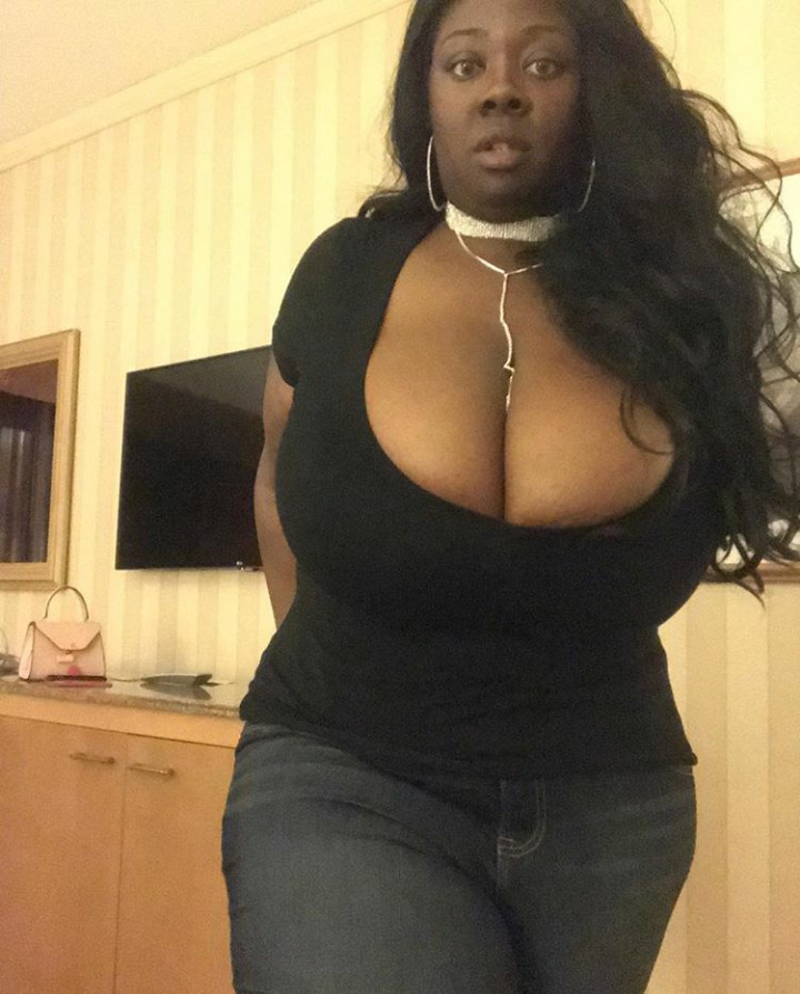 I'm a man that loves thick women, and big tits!