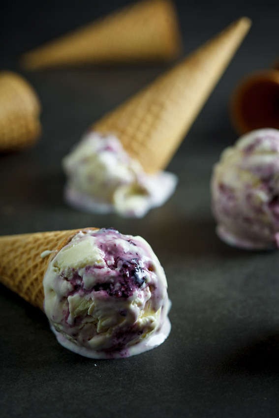 do-not-touch-my-food:  Blueberry Cheesecake Ice Cream
