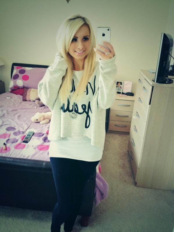 holliehill:  Will photos with clothes on still get any love?! :D holliehill.tumblr.com