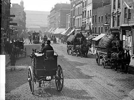 London street scene. In vicinity of Kings Cross circa 1885.#vintage #retro #victorian #pastlives #ol