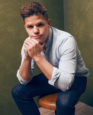 rmjbs:  charliecarverdaily: Charlie Carver’s 2015 Sundance Film Festival personal