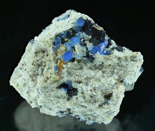 vugnasmineralblog:Haüyne Titanite & AugiteIn den Dellen Quarries, Niedermendig, Mendig, Eifel, R