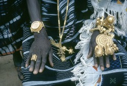 awakonate: Baoulé gold | Ivory Coast | © Eliot Elisofon 
