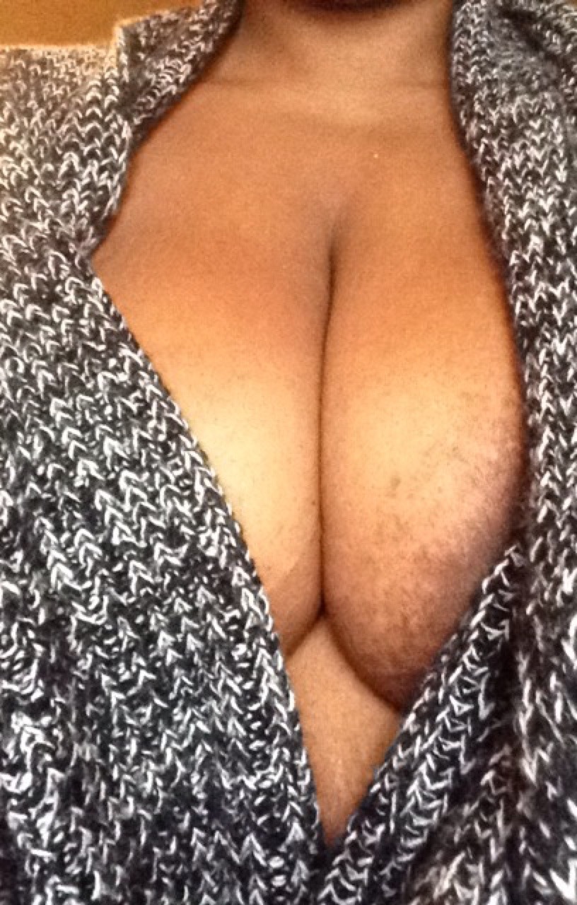 sammi2687:  It’s TITTIE TUESDAY!!!!! Show your tits!