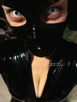 princessbadgirlkitten:  The latex hood in the pic arrived in the mail from a very special someone the week of Halloween. While shy, I had a lot of fun wearing it out on Halloween night.  