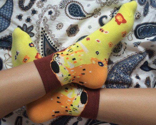 freazypeach:luv my socks