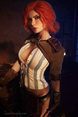 geekedoutlesbian:Triss Merigold Witcher 2