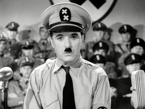  Charlie Chaplin as Adenoid Hynkel / The Great Dictator (1940)Academy Award Nominated as Best Actor