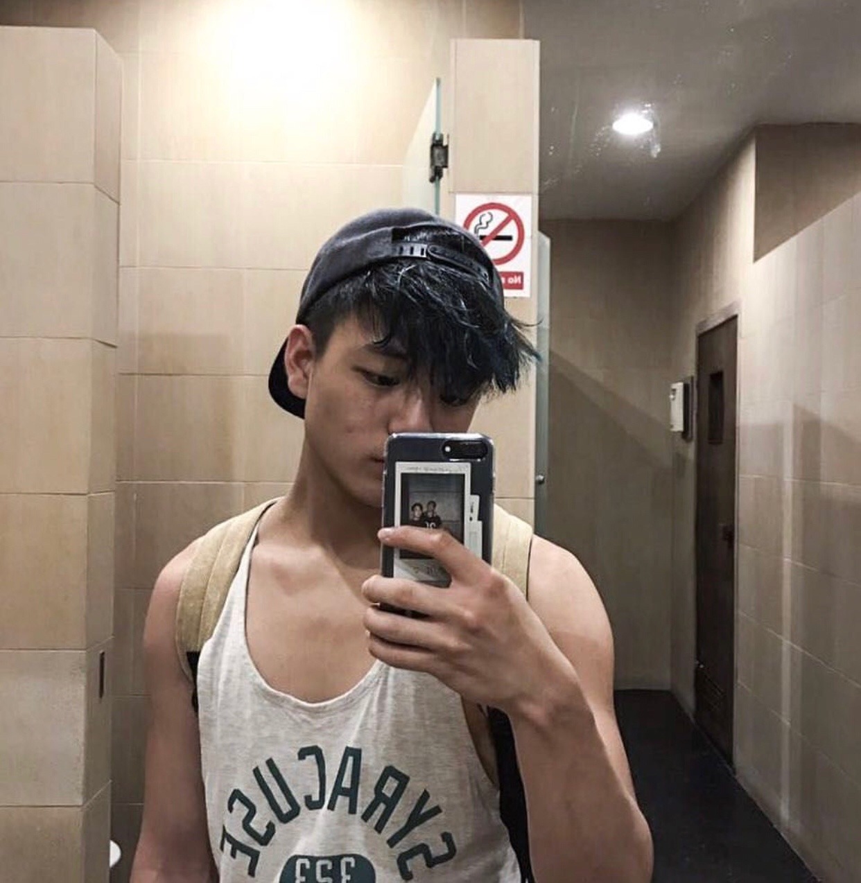 sgnottiboys:  theboythatranaway:  [Submission] Horny SG gayboy Brenan looking for