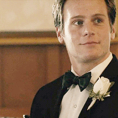 lookingfans:  J-Groff being adorable.