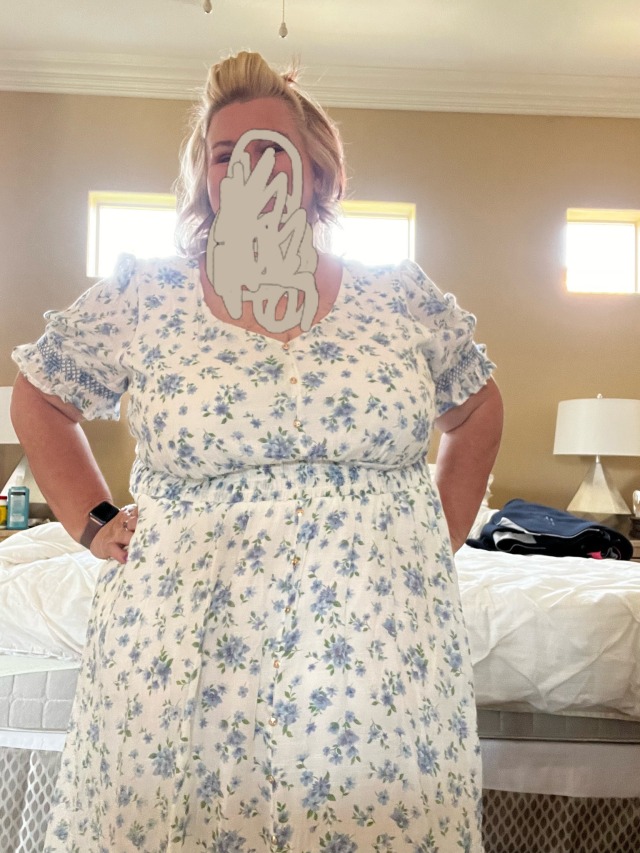 purplemoon17:Sundress on….. rules followed. @bigmanvegas123 