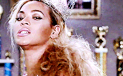 honourinrevenge:  BEYONCE + Close Ups 