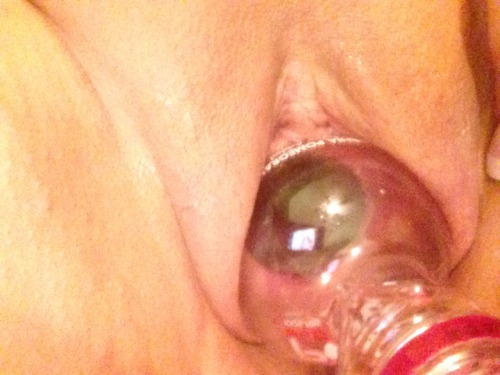 I love how the bottle let’s you see inside your hole.