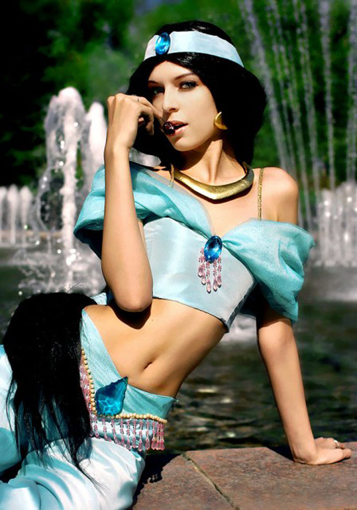 hotcosplaygirl:  Cosplay girlCosplay girl Twitter