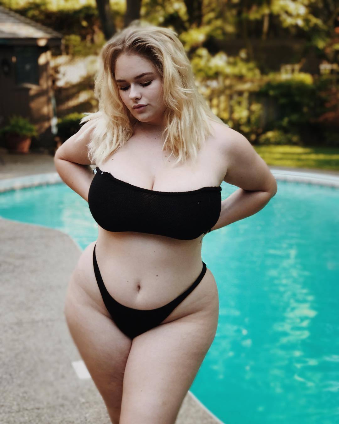 bodypositivism:Abigai Gershon  THICK HOT DIRTY MEATY SLUTS with HOT SLUTTY TITS AND