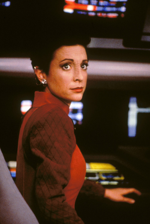 trekcore:Major Kira Nerys aboard the Defiant.