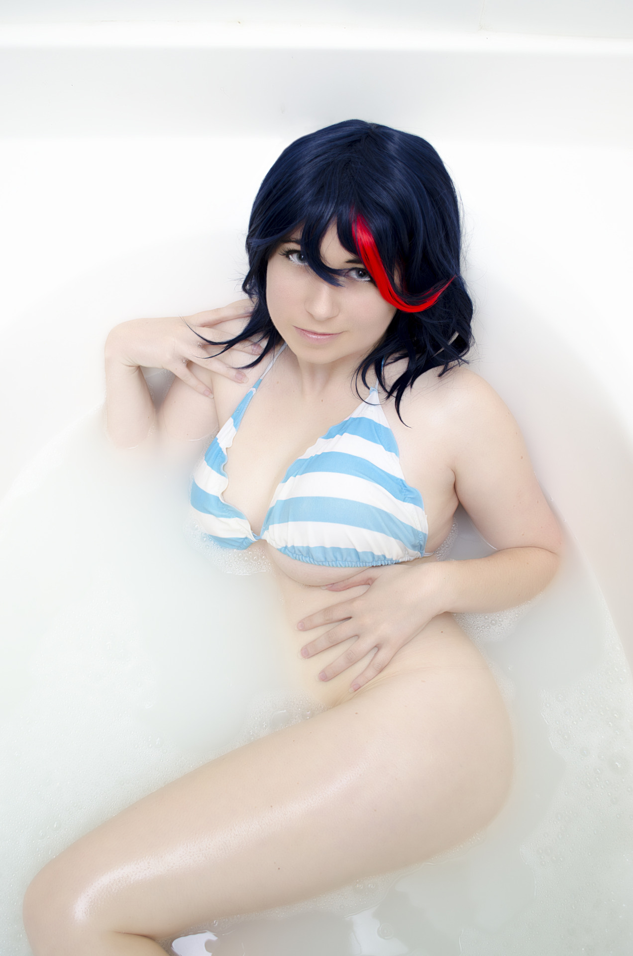 usatame:  My newest Solo Donation Set is now available! &lt;3Ryuko enjoys a nice