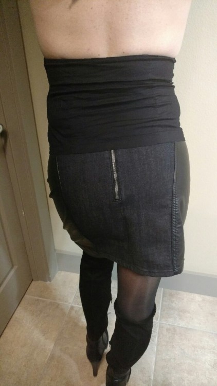 tights-are-all-women-need: milf-alert: Milf-alert Getting ready to go out to tonight. She is really 