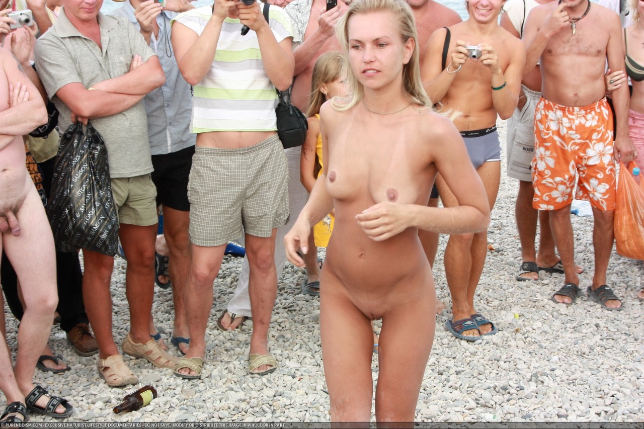 hot-nude-beach:  Watch Pussy: http://watchpussy.tumblr.com tumblr batch upload bloadr.com