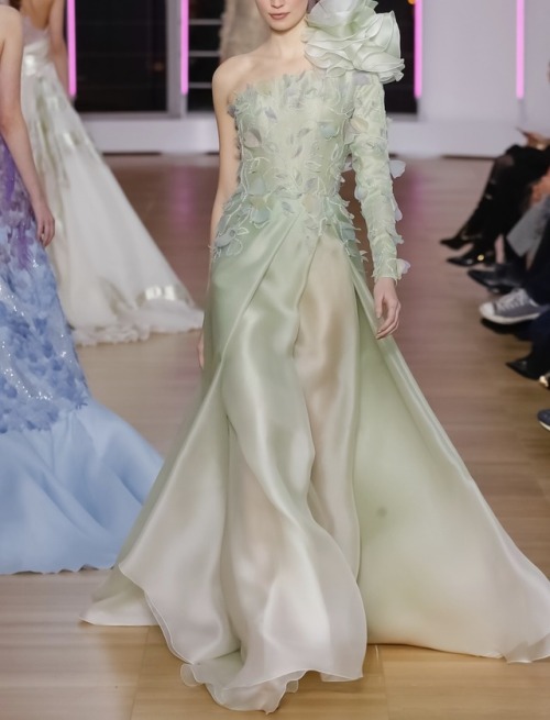 belleamira:Georges ChakraS/S 2018 CoutureGown for the Laiquendi ambassador to Doriath