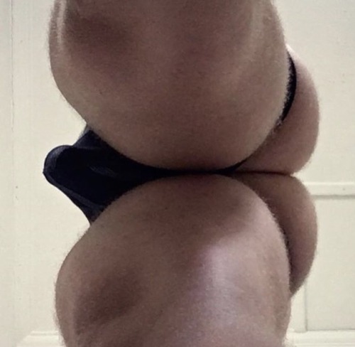 Beautiful pic of men in thong
