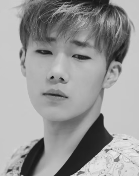 jdw-juseyo: B&amp;W Woogyu for The Celebrity